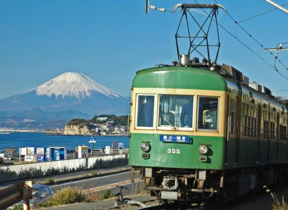 �摜�F�Ó�̕��i