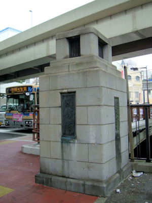 �摜�F���̋��̐e��