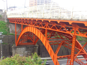 �摜�F�ŉz��(�E�����ΐ쒬)