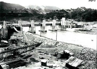 画像:建造時の写真