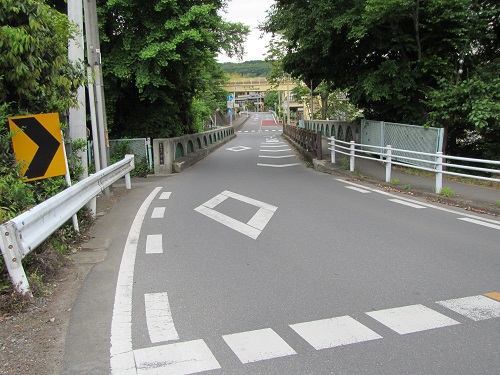 �摜10�F���H�E�݁�����