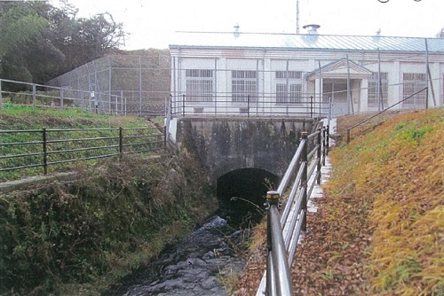 �摜�F�ʐ^�T�@���씭�d��c�@�����H